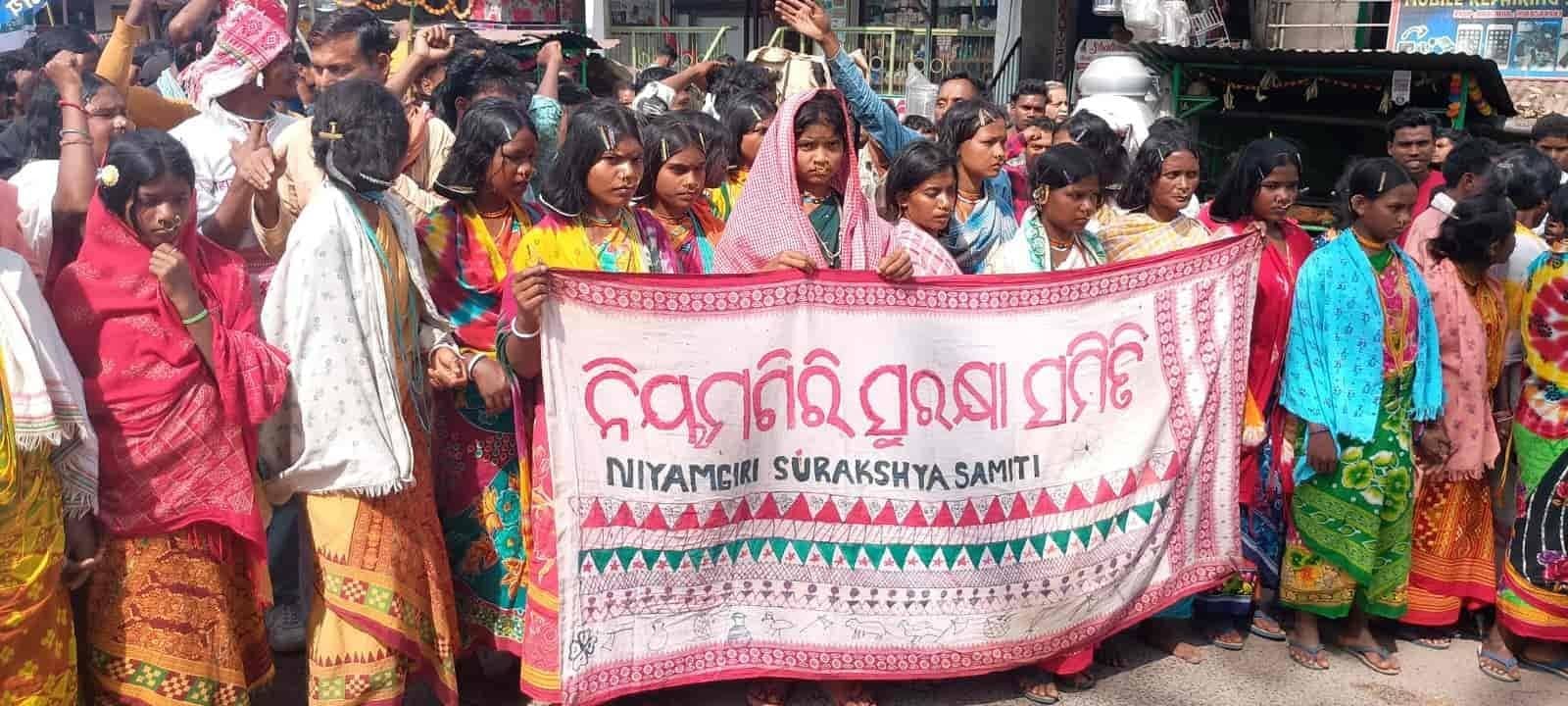Hundreds Join Mass Protest March in Muniguda, Demand Release of Five Anti-Mining Activists