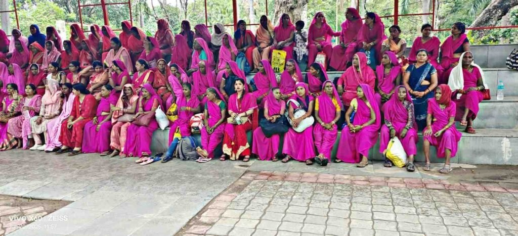 Gulabi Gang